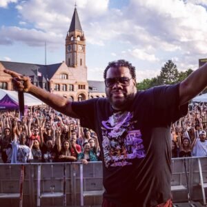 Rapper Fatman Scoop passed away on Friday night at the age of 53.